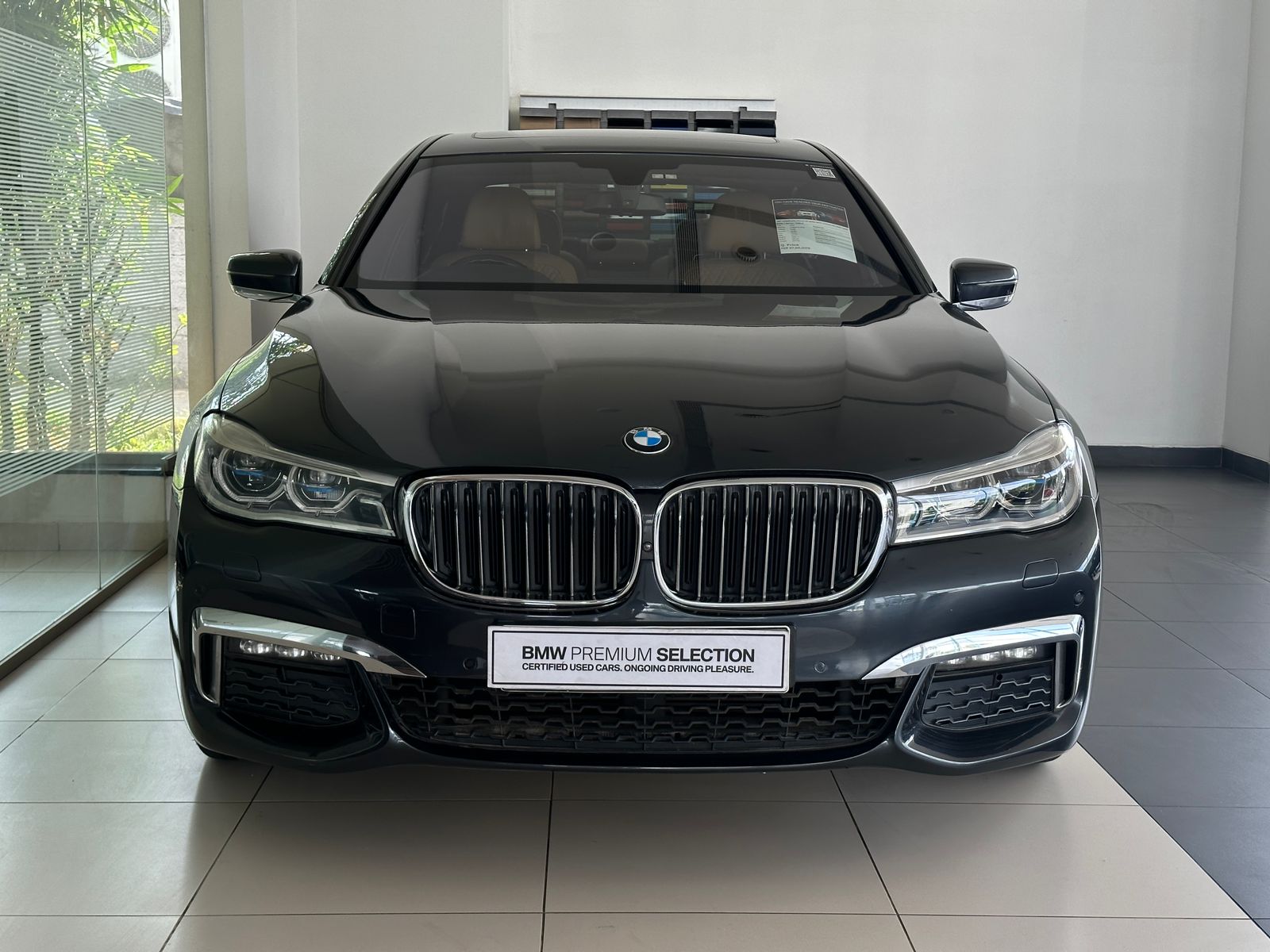 BMW 730 LD - 2016 model - 76949 kms front