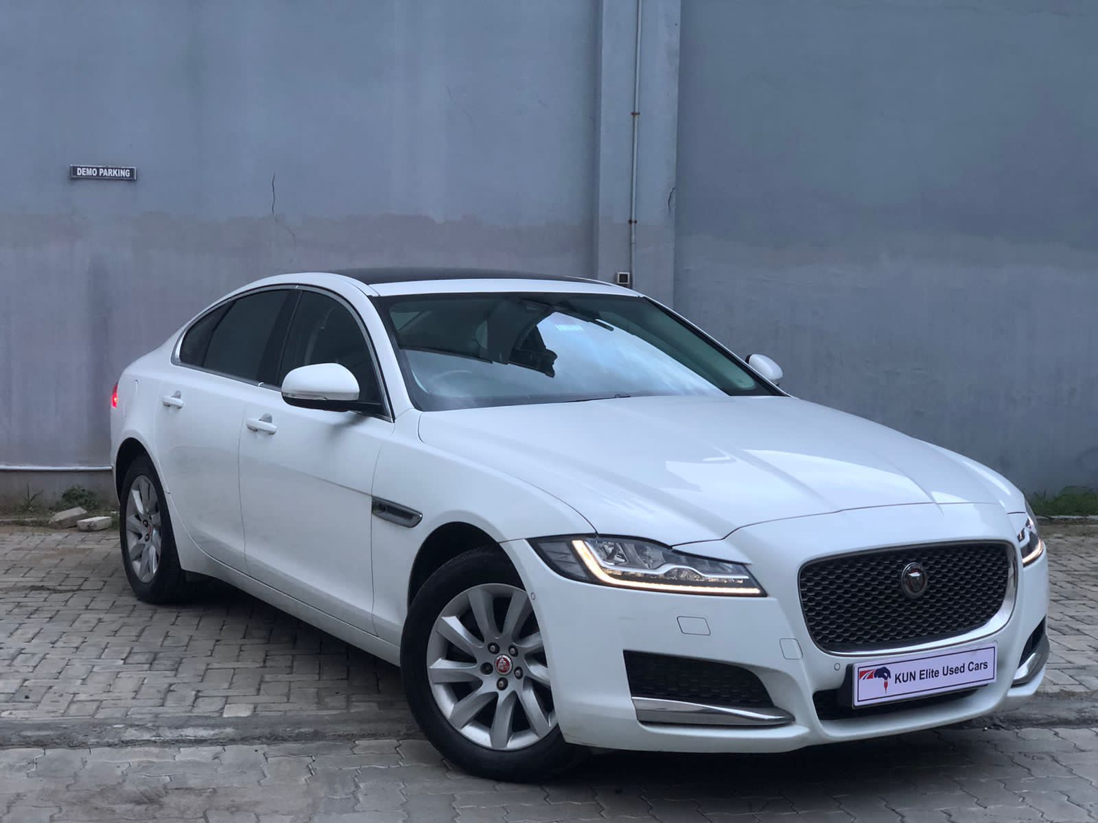 TATA Jaquar XF 2.0L Prestige