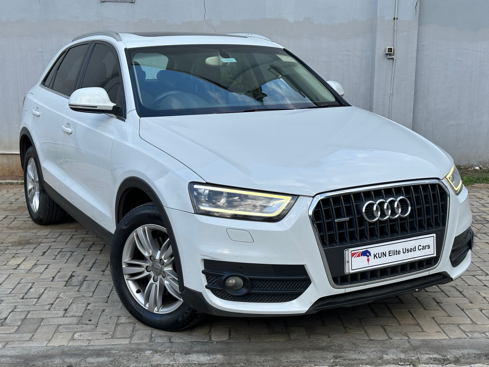 AUDI Q3 35 TDI Quattro